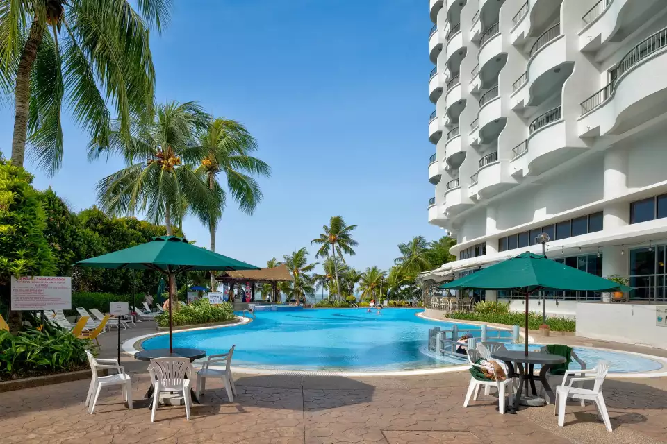 Flamingo Hotel by the Beach Penang