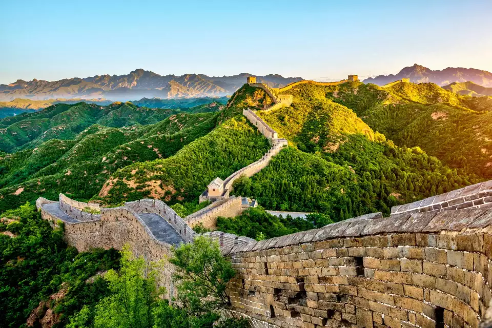 Chiny - od Wielkiego Muru po palmy Hajnanu