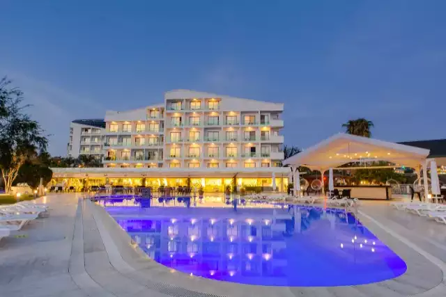 FALCON HOTEL