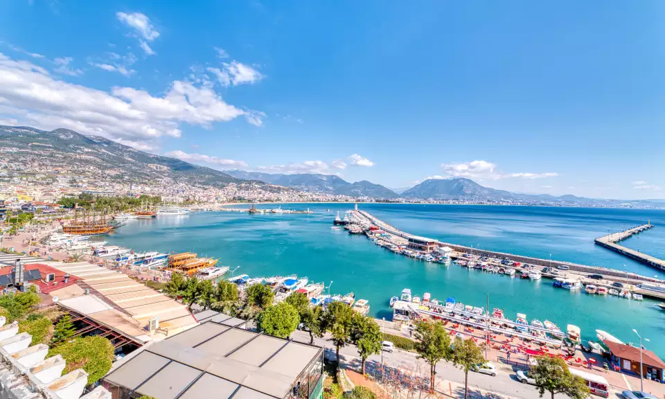 NUMA PORT HOTEL