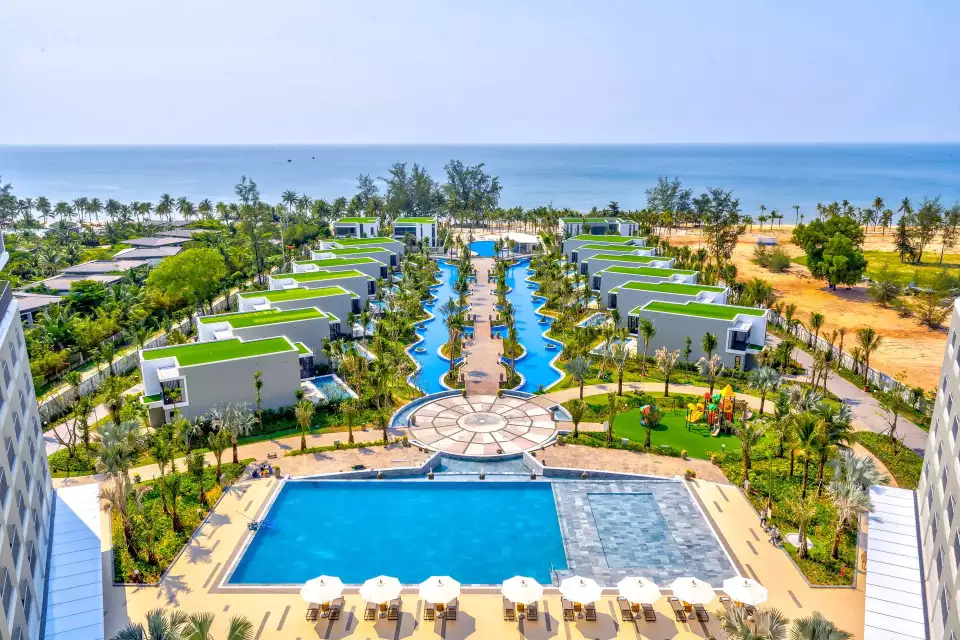 Best Western Premier Sonasea