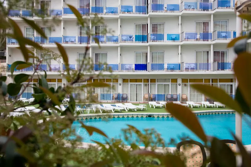 Ona Don Juan, Costa Brava: zdjęcie 3 z 10
