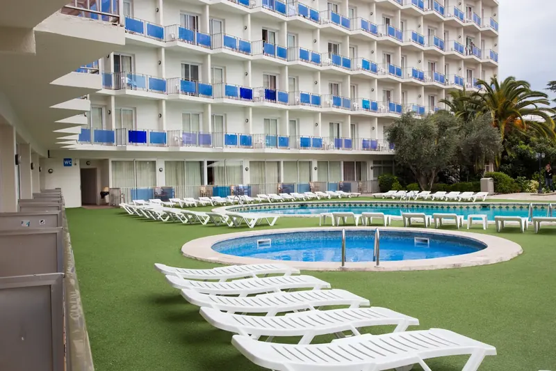 Ona Don Juan, Costa Brava: zdjęcie 5 z 10