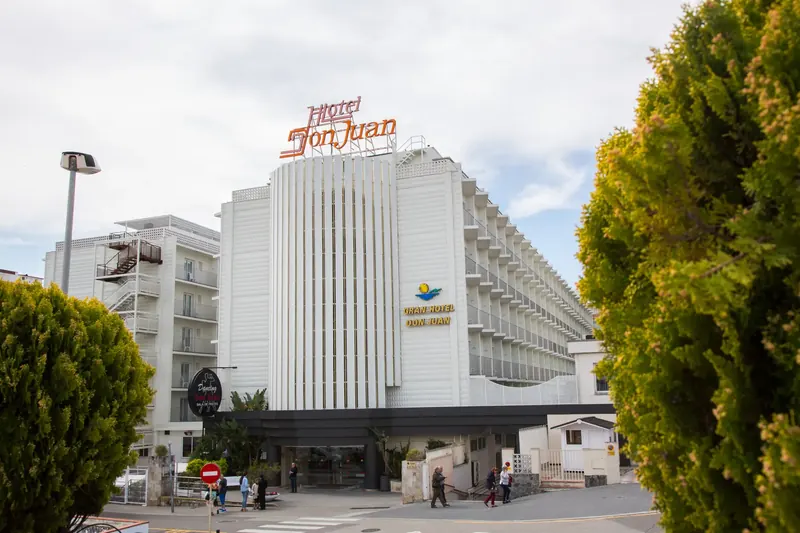 Ona Don Juan, Costa Brava: zdjęcie 9 z 10