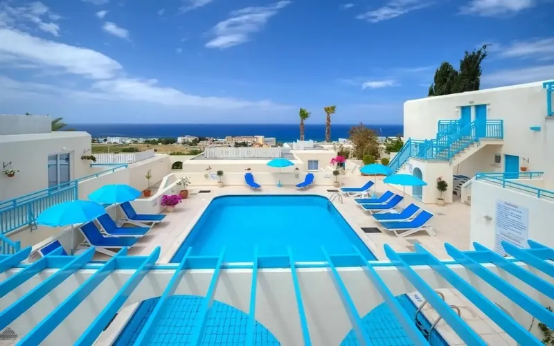 Sunny Hill Apartments