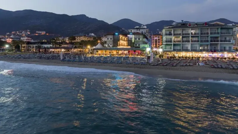 Royalisa Palmiye Beach