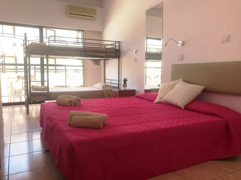 Pambos Napa Rocks, Ayia Napa: zdjęcie 10 z 10