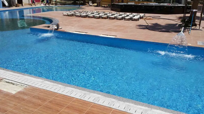 Pambos Napa Rocks, Ayia Napa: zdjęcie 3 z 10