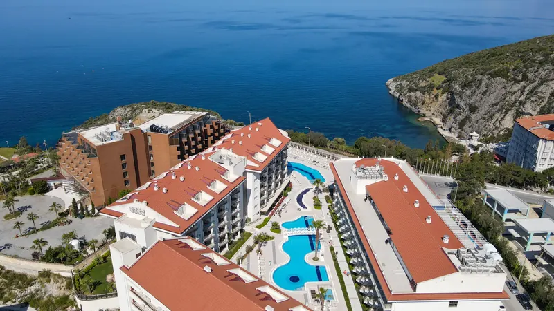 Ramada Hotel & Suites by Wyndham, Kusadasi: zdjęcie 5 z 10