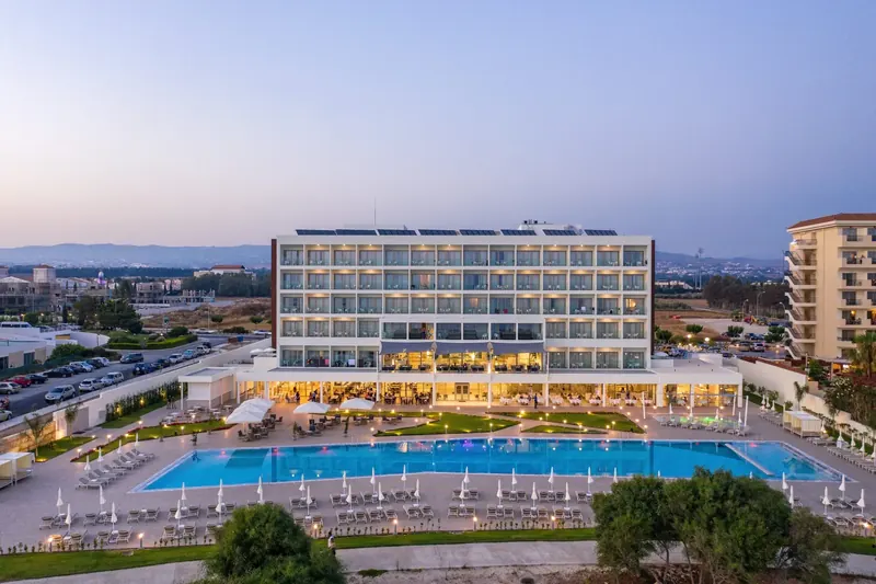 Louis Ivi Mare, Pafos: zdjęcie 2 z 10