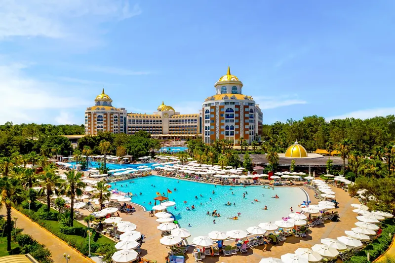 Delphin Be Grand Resort