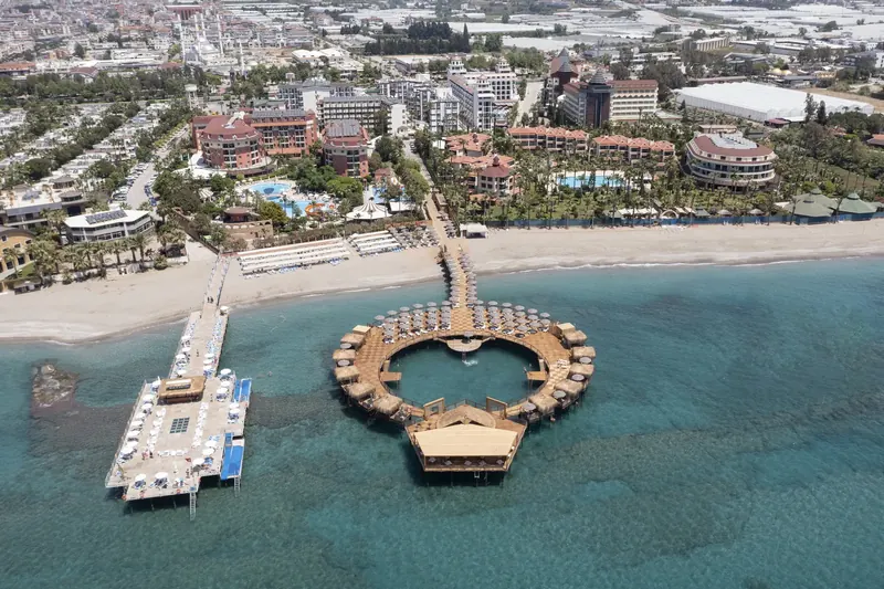 Blue Marlin Deluxe Spa & Resort