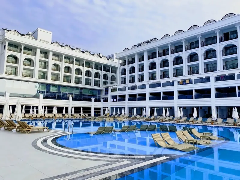 Sunthalia Hotels & Resort