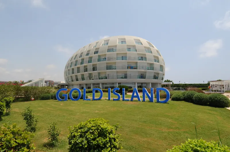Gold Island Selected