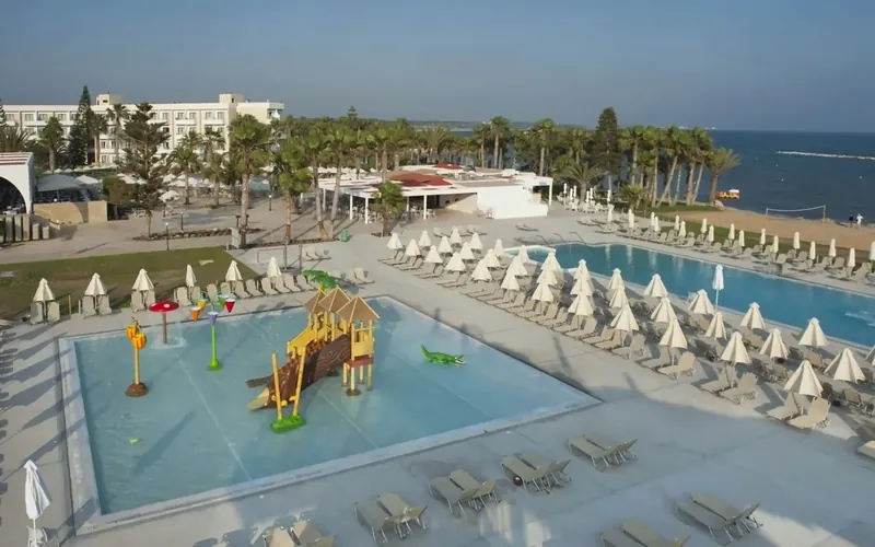 Louis Phaethon Beach, Pafos: zdjęcie 4 z 10