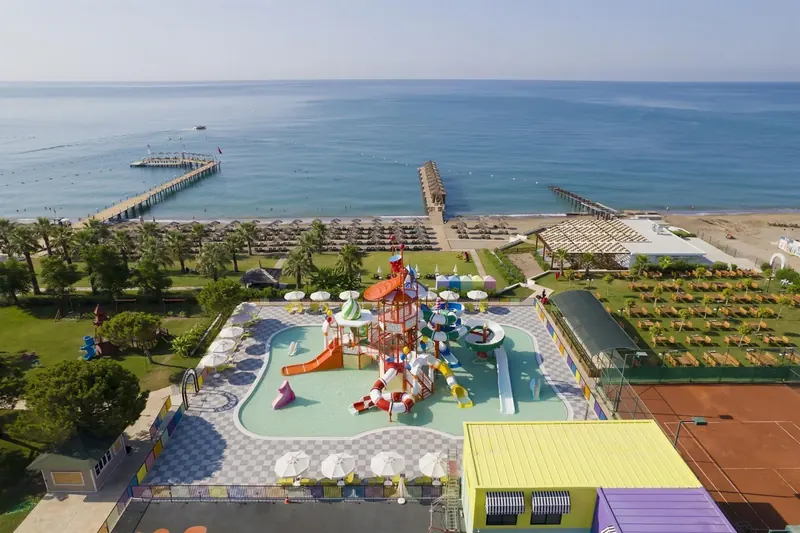 Kremlin Palace, Antalya: zdjęcie 3 z 10