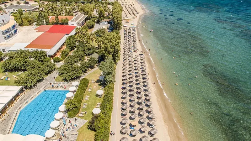 Golden Coast, Attyka: zdjęcie 7 z 10