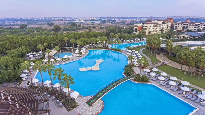 Lara Barut Collection, Antalya: zdjęcie 2 z 10