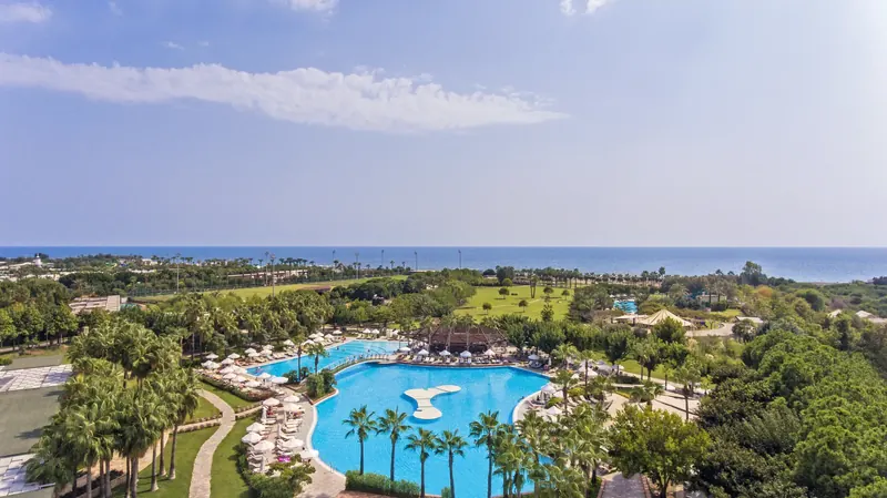 Lara Barut Collection, Antalya: zdjęcie 3 z 10