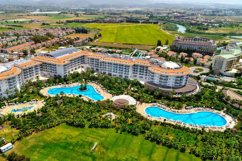 Seaden Sea World Resort & Spa