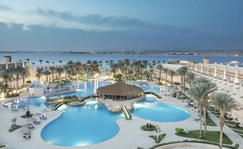 V Grand Beach Resort Sahl Hasheesh