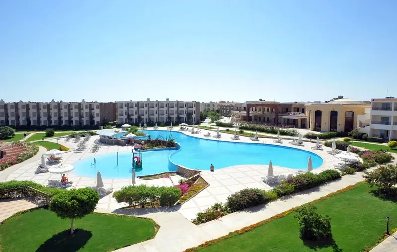 Royal Brayka Beach Resort